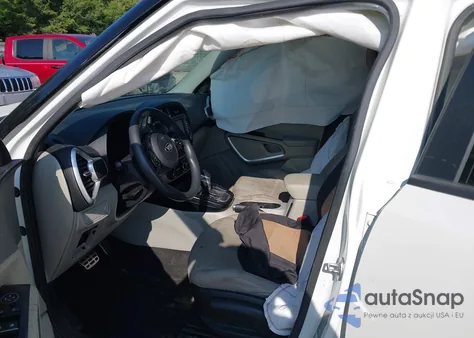 2021 Kia Soul Lx z USA, uszkodzony, nr VIN KNDJ23AU3M7769607